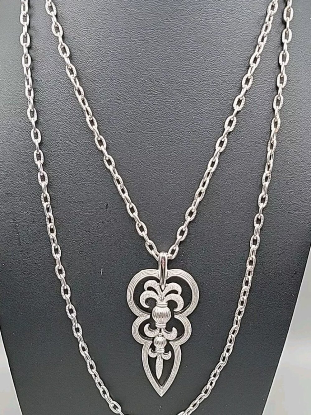 Crown Trifari Fleur-de-lis Pendant Necklace Double 22" Silver Tone Chain